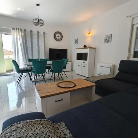 Apartament Madonna 2 By Interhome