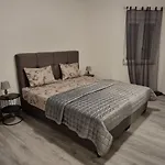 Madonna 2 By Interhome Apartmán