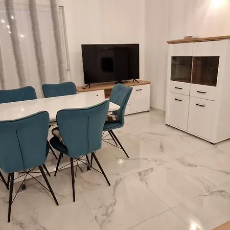 Madonna 2 By Interhome Zadar