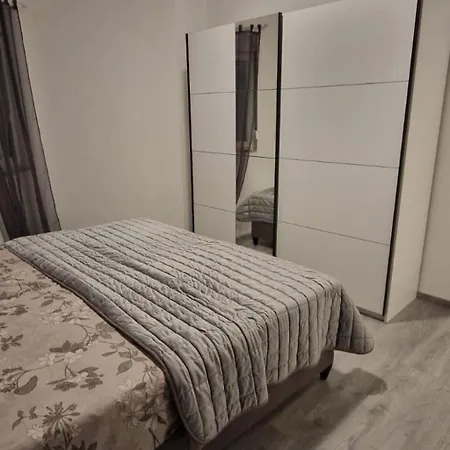 Appartement Madonna 2 By Interhome