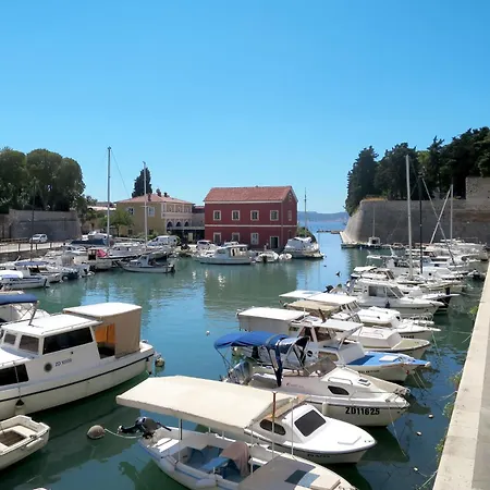 Madonna 2 By Interhome Appartement