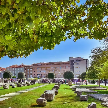 Madonna 2 By Interhome Apartamento Zadar