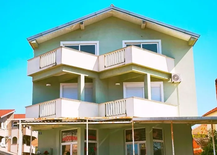 Madonna 2 By Interhome * Zadar